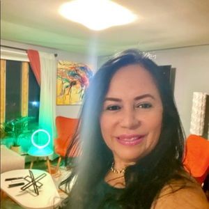 Meet your Posher, Piedad